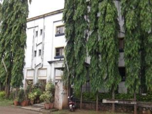 Hotel Indrayani Alandi Dış mekan fotoğraf